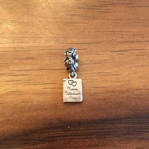 Pandora charm “Happy Valentine’s Day”
